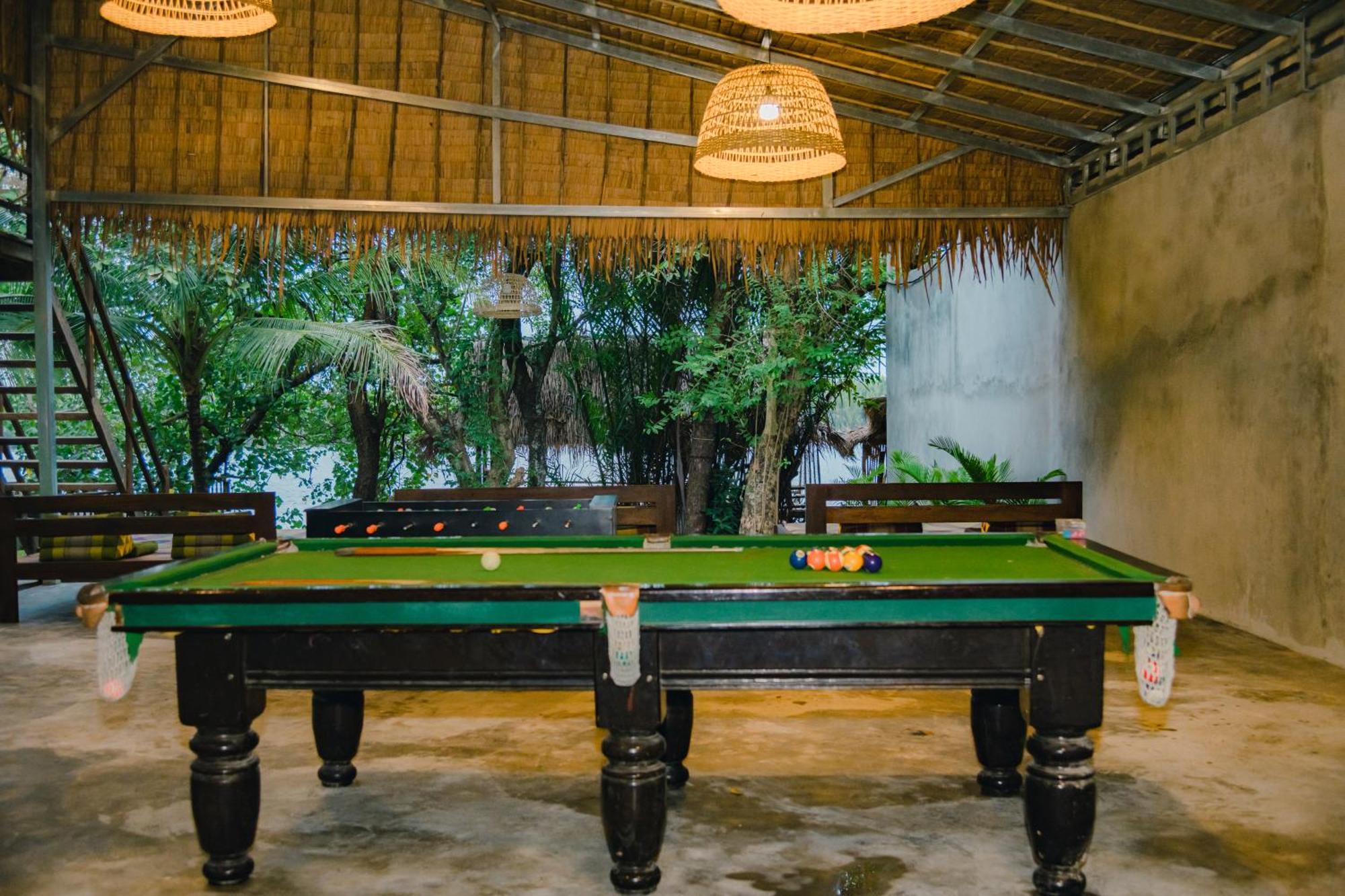 Banyan Tree Hostel Kampot Dış mekan fotoğraf