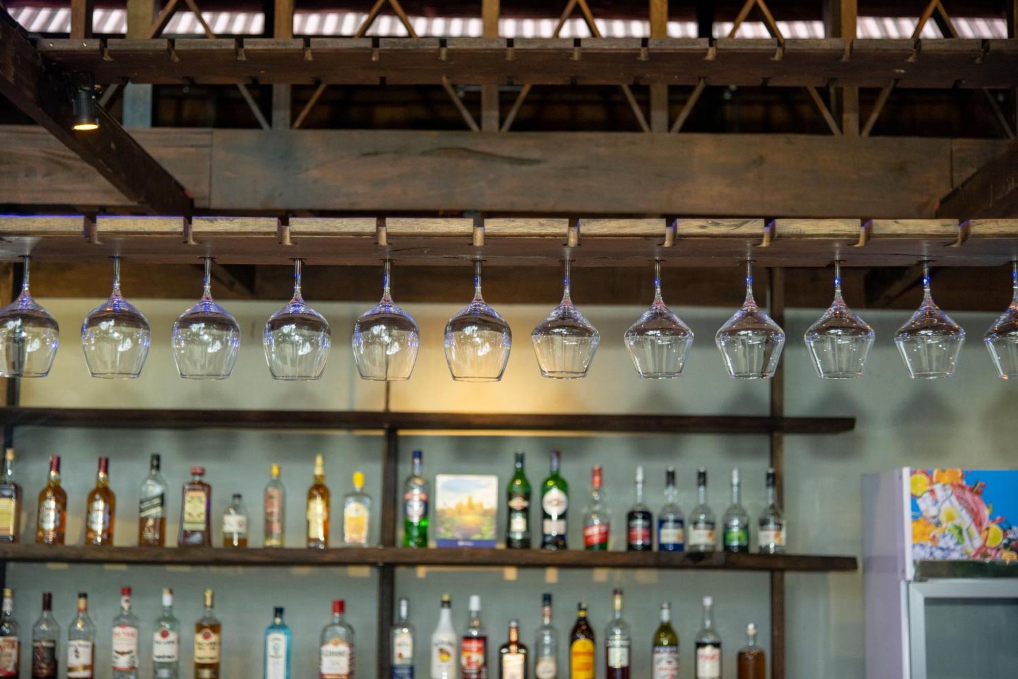 Banyan Tree Hostel Kampot Dış mekan fotoğraf