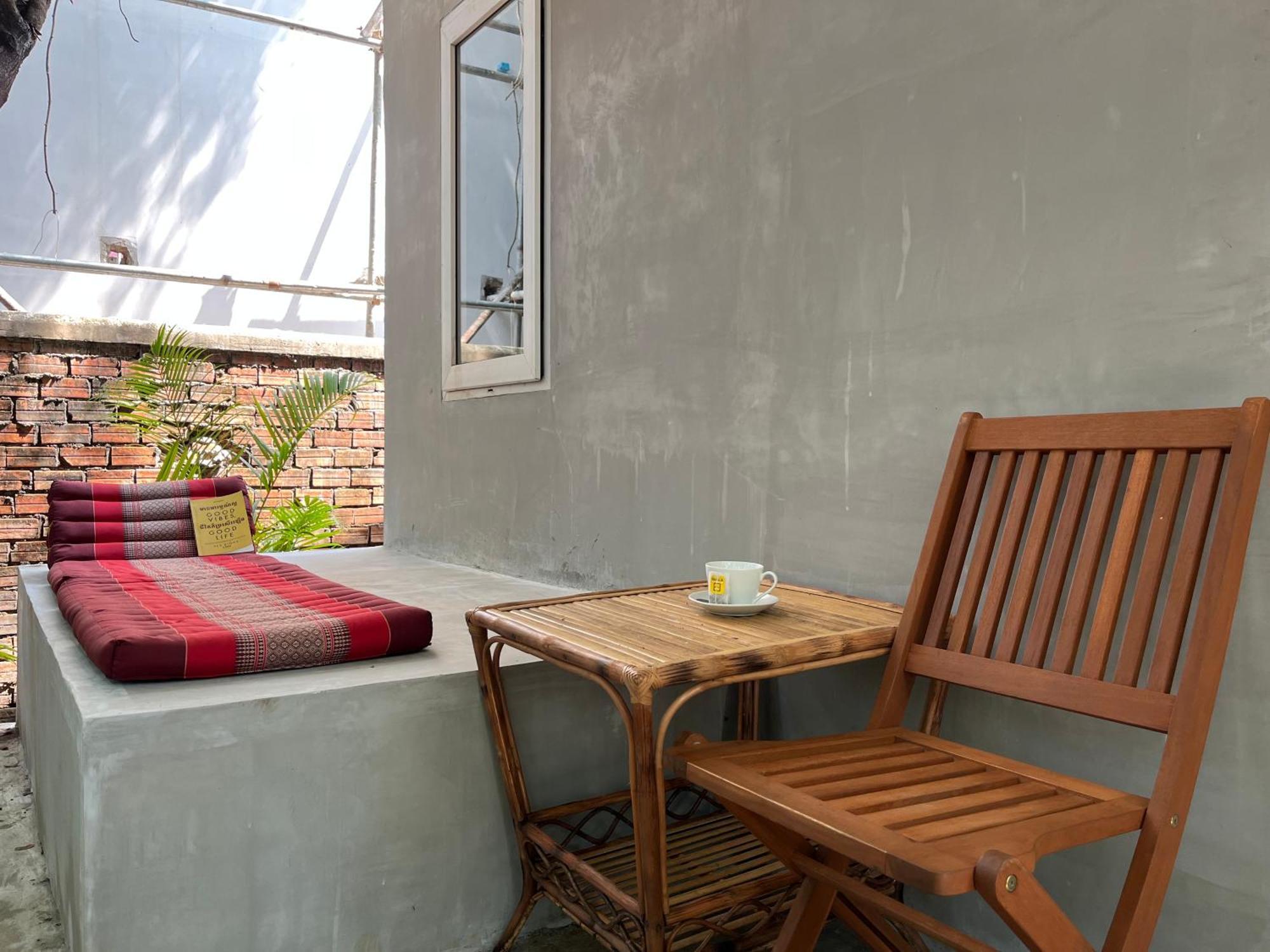 Banyan Tree Hostel Kampot Dış mekan fotoğraf
