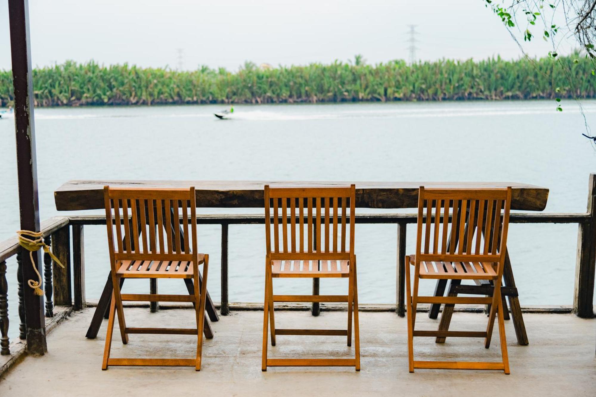 Banyan Tree Hostel Kampot Dış mekan fotoğraf