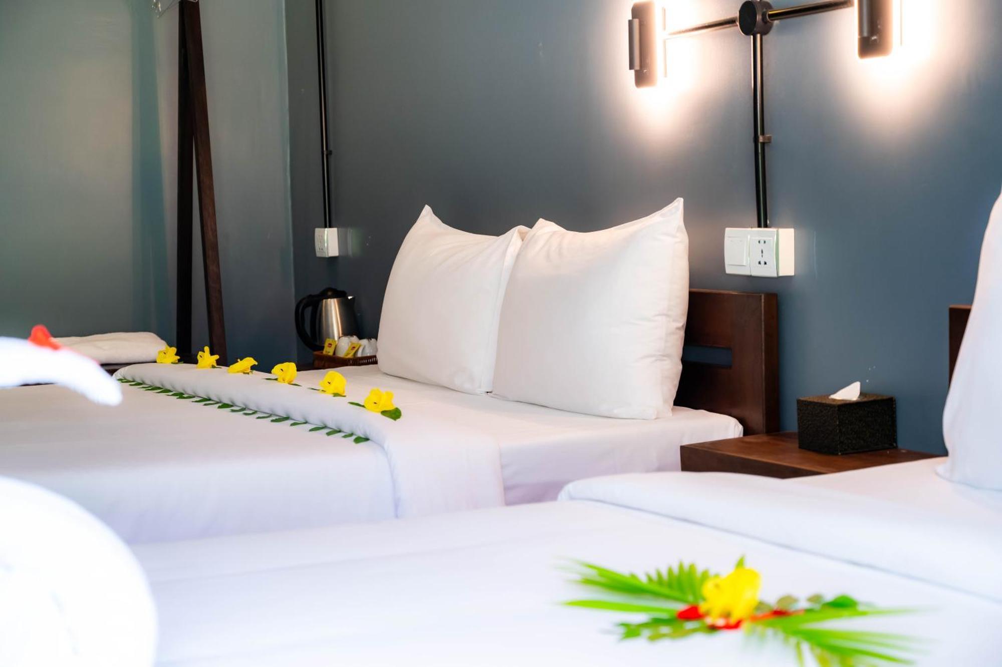 Banyan Tree Hostel Kampot Dış mekan fotoğraf